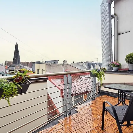 3-story Penthouse In Old Lejlighed